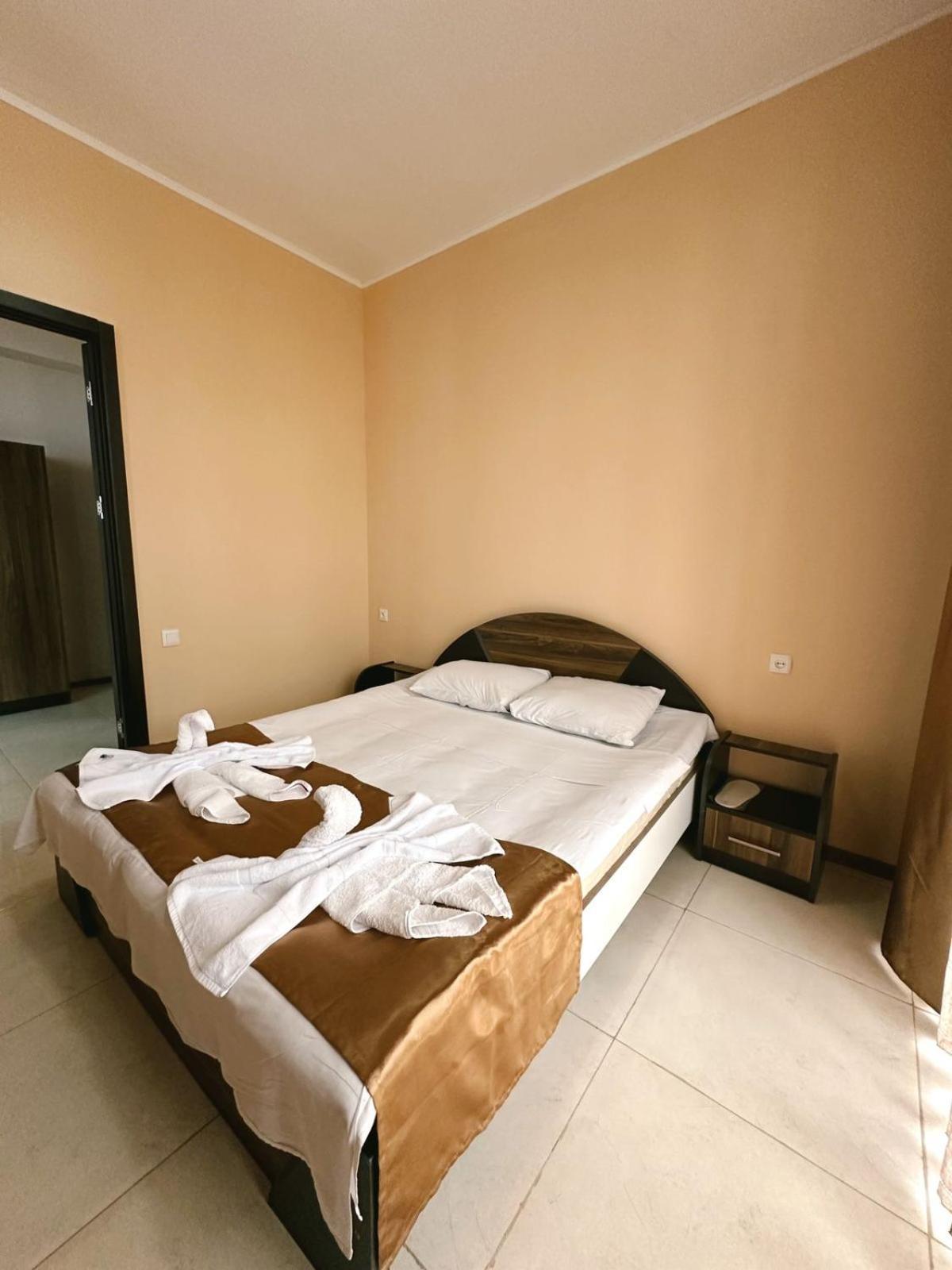 Hotel Solidarity Кобулети Экстерьер фото